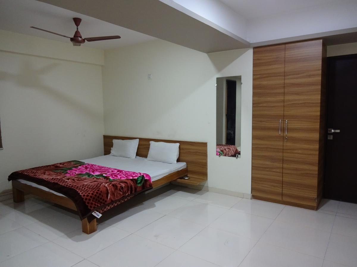 Hotel Royal Inn Ahmedabad Exterior foto